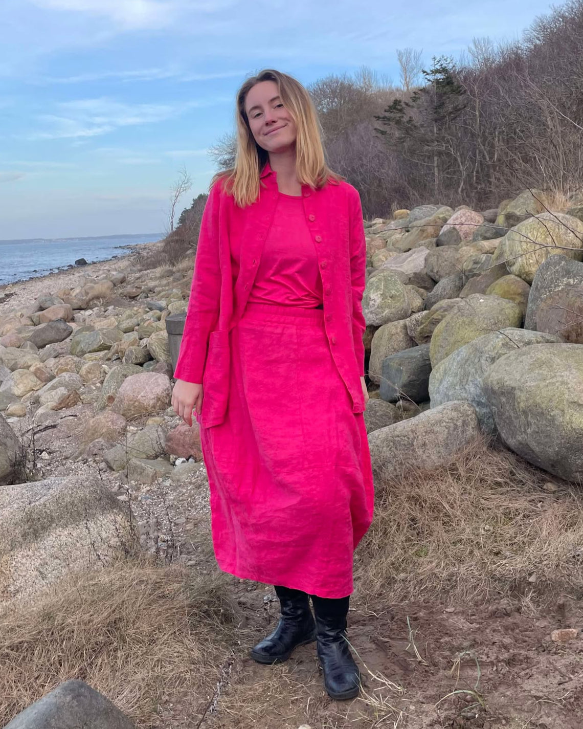 Violetrød hør jakke fra THING