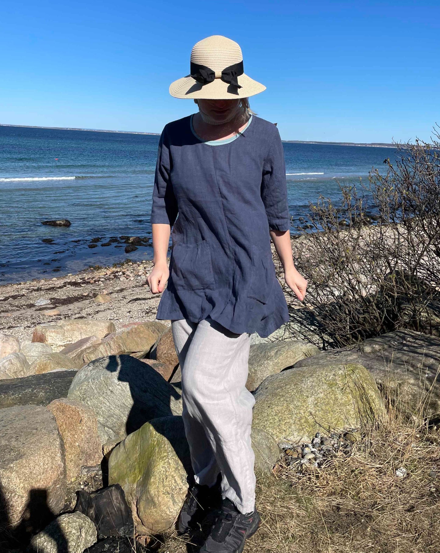 Blå hørtunika fra THING