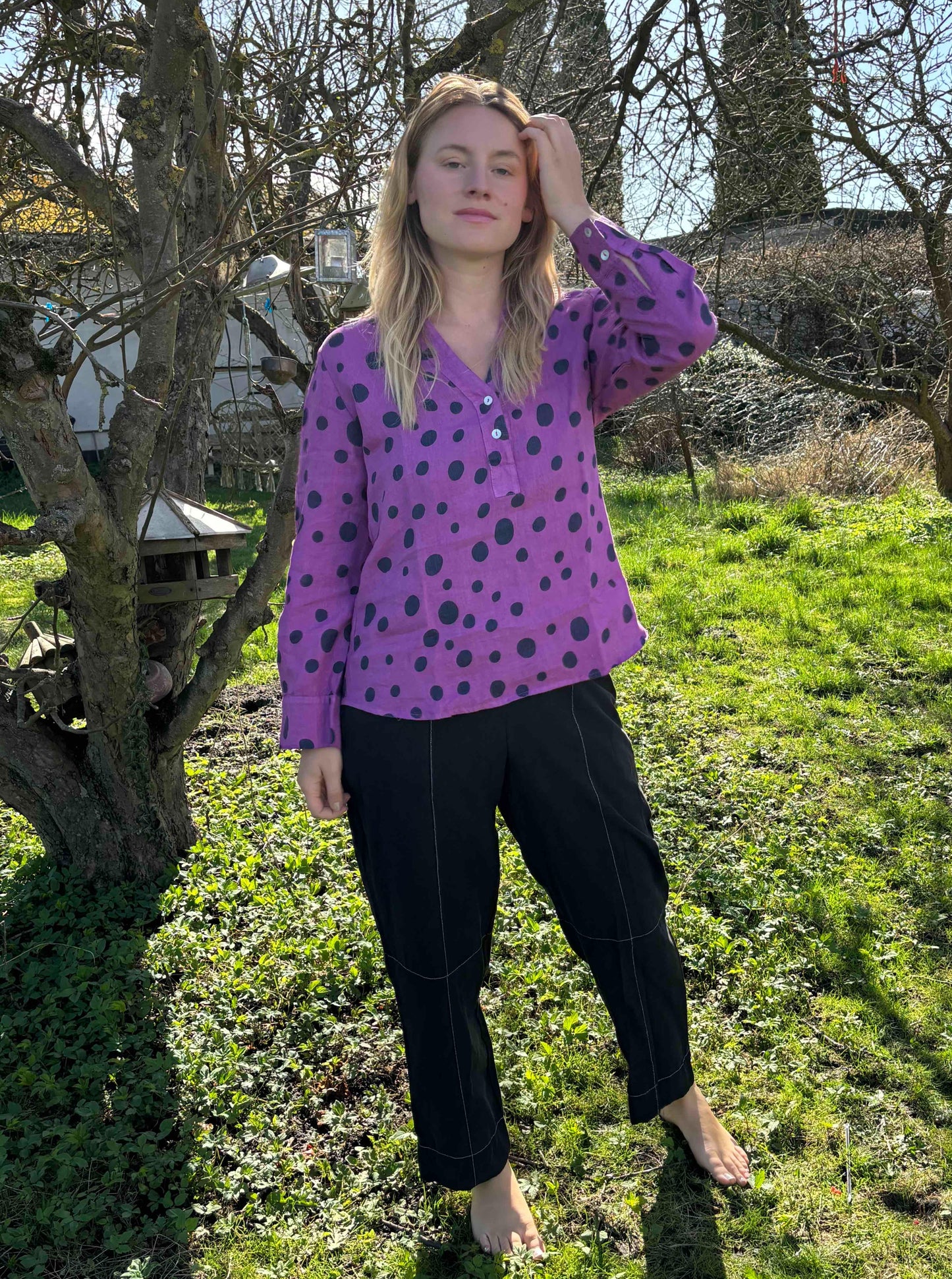 Prikket lilla hørskjorte fra Blueberry