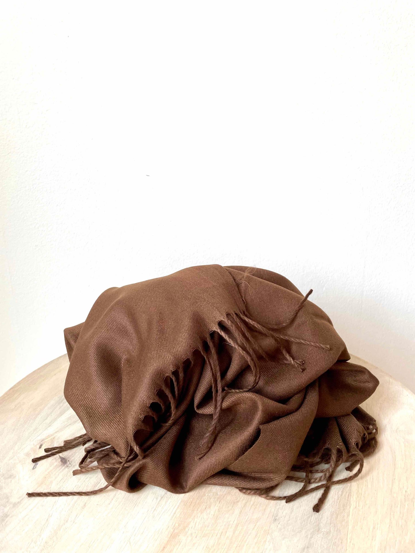 Brunt cashmere tørklæde