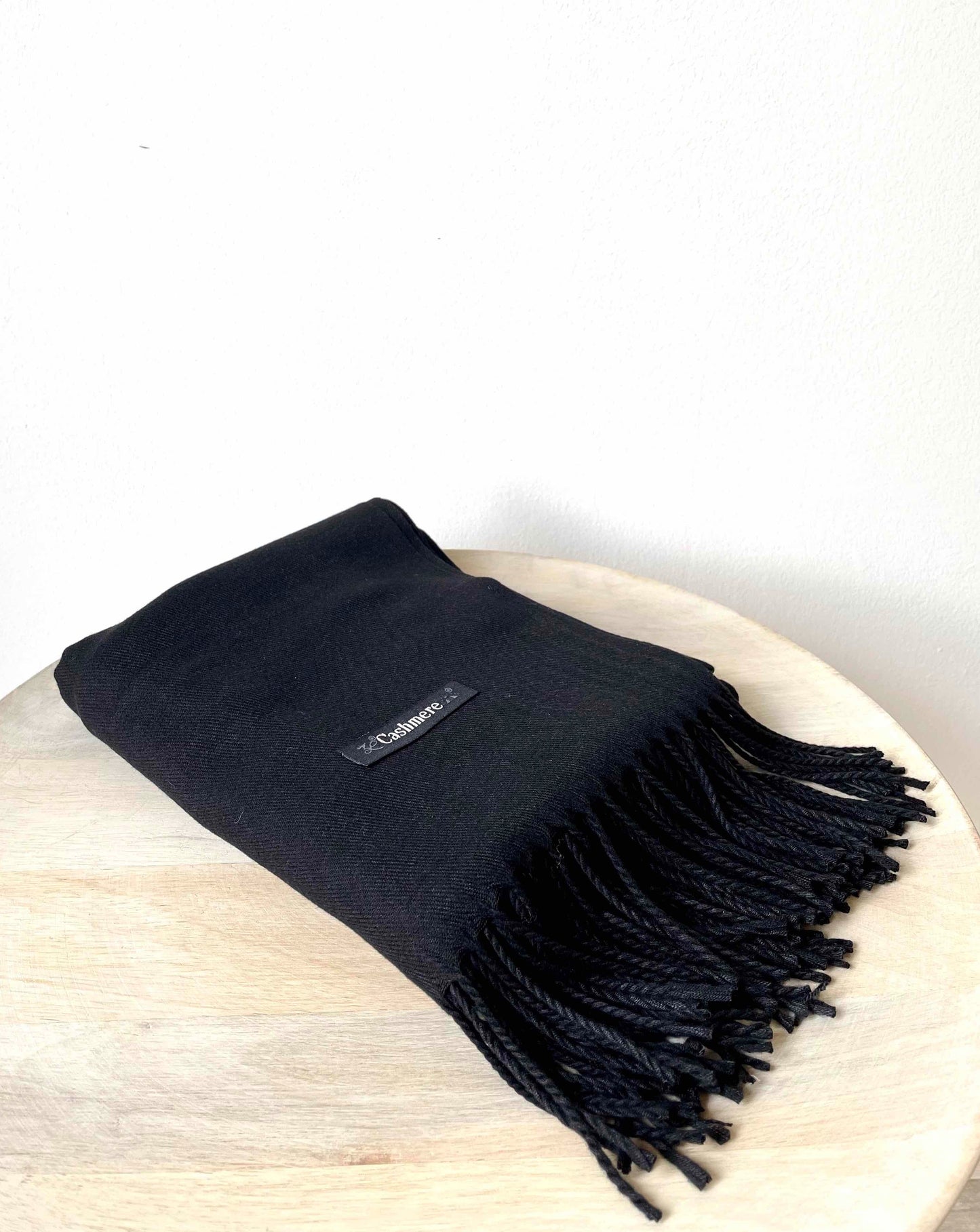 Sort cashmere tørklæde
