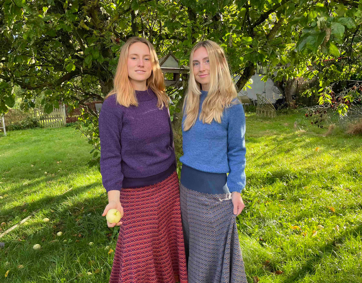 Lilla/rød nederdel fra Himalaya