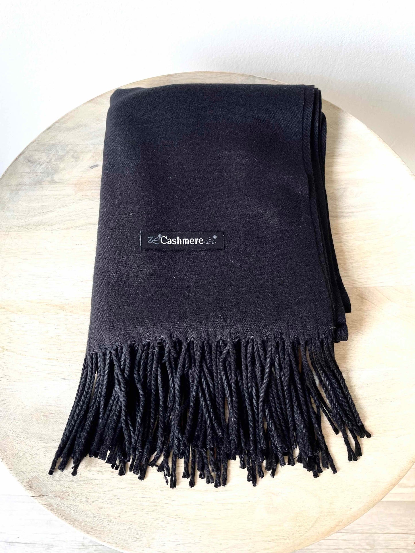 Sort cashmere tørklæde