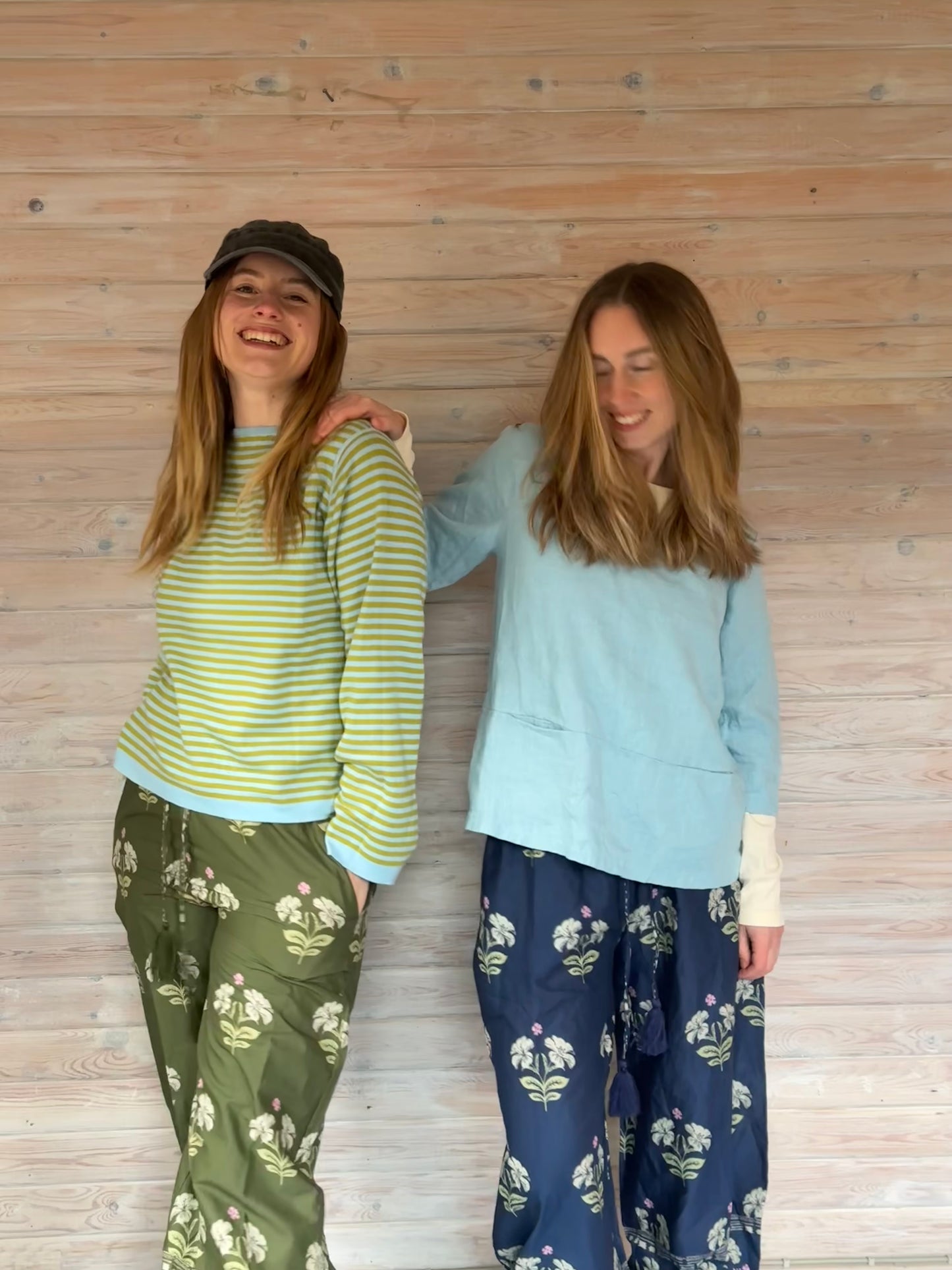 Økologisk grøn bomuldstrøje i dobbeltdesign fra Himalaya