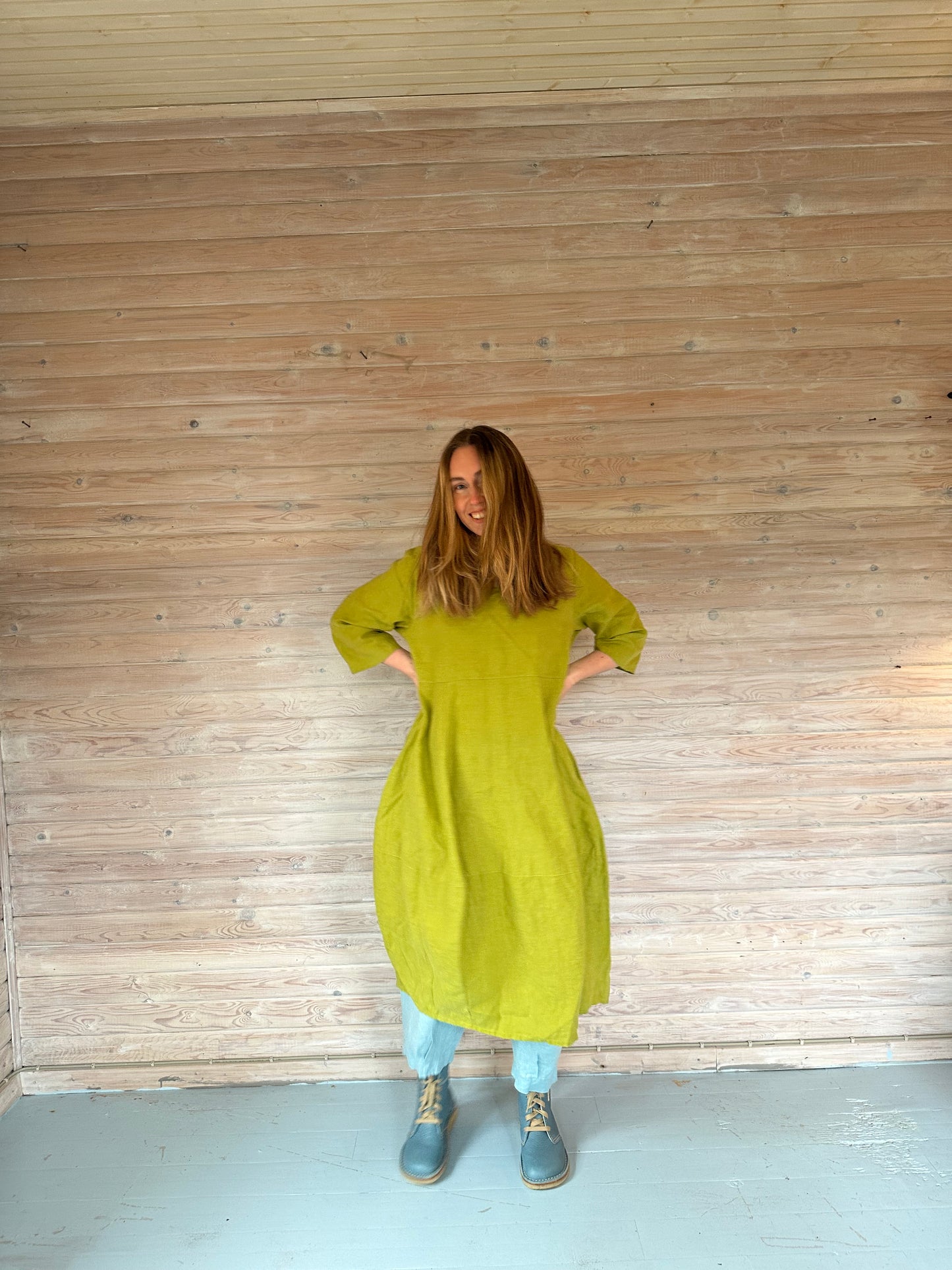 Forårsgrøn ballonkjole fra Thing